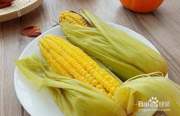 香甜软糯的煮玉米