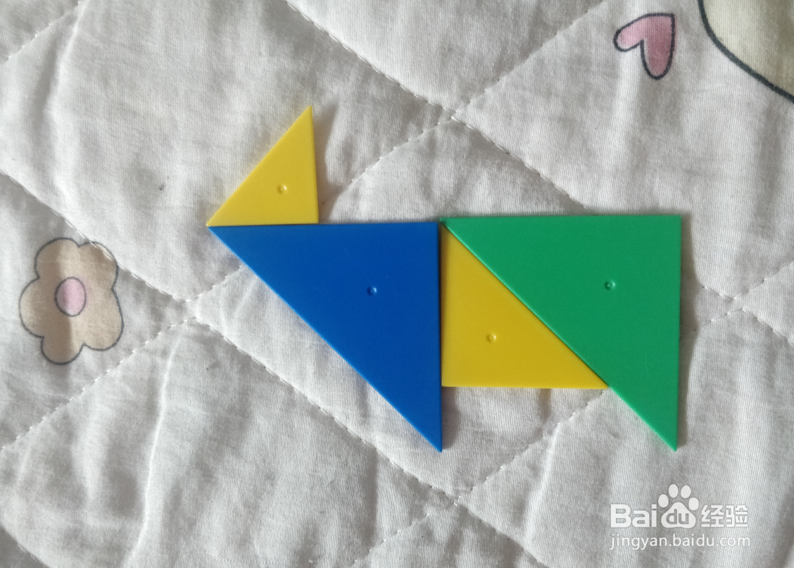 用唐图(七巧板)怎么拼一只可爱的沙皮狗?