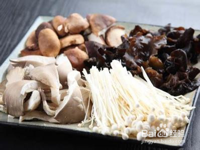 关刀冒菜面对面教你冒菜主料的制作程序