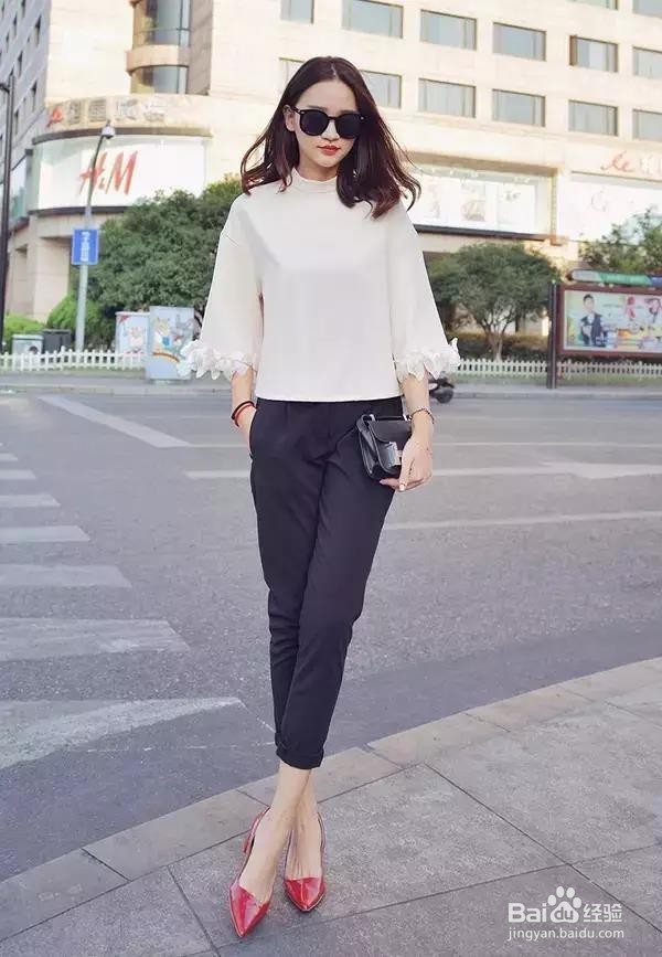 这三条裤子，三件外套，能让你美一个秋天！