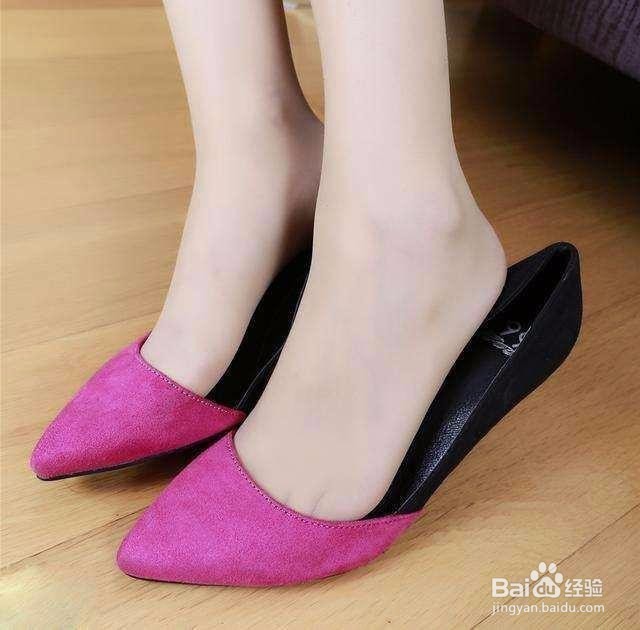 不用太纠结高跟鞋的类型, 就能演绎一段时尚秀