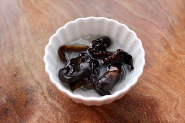 海虾芸豆木耳时蔬便当