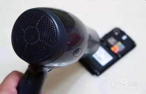 屏幕进水了有水迹怎么解决