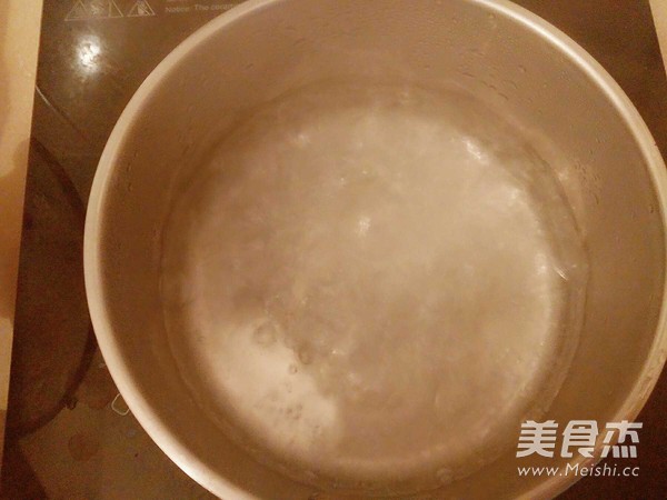 紫薯芝麻汤圆