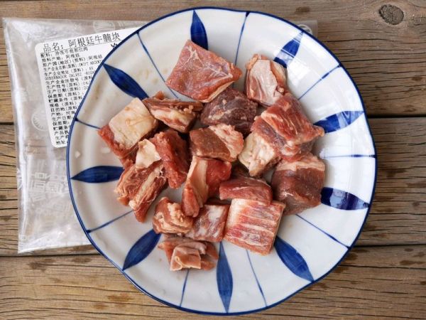 土豆焖牛腩盖饭