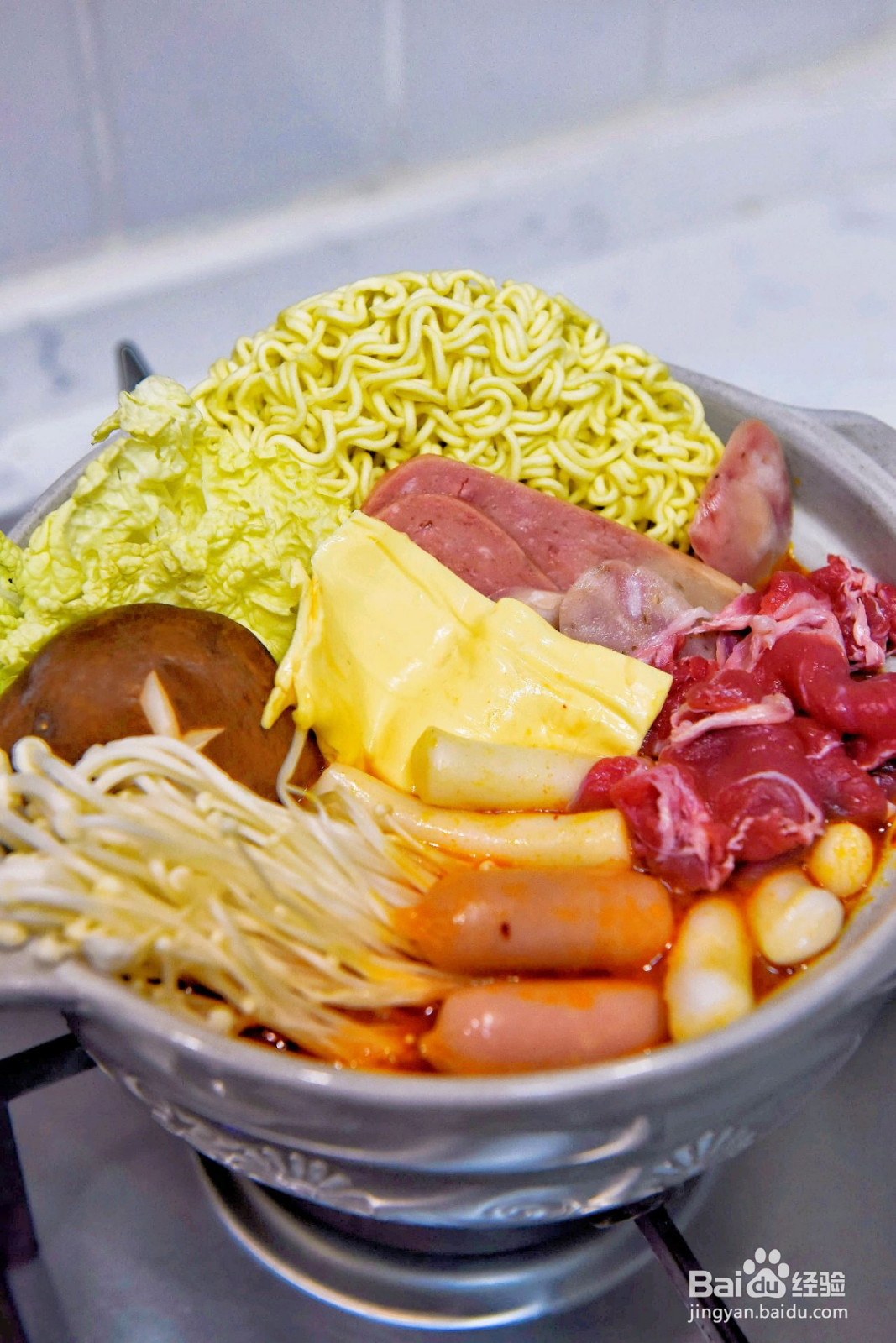 韩式泡菜牛肉锅的做法