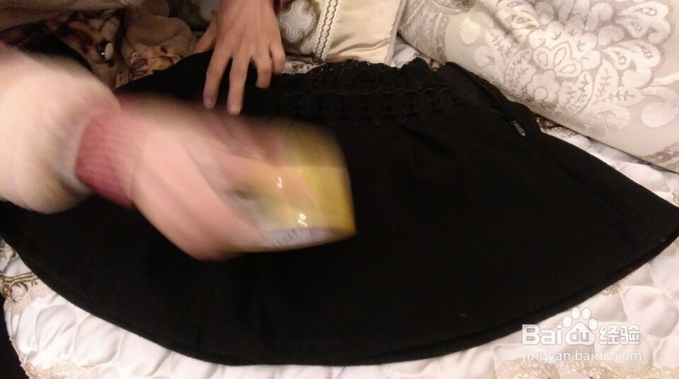【小妙招】快速处理羊毛呢子短群 粘毛 烦扰!