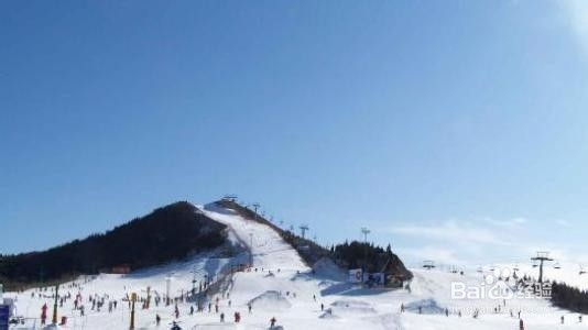 新疆旅游滑雪场攻略