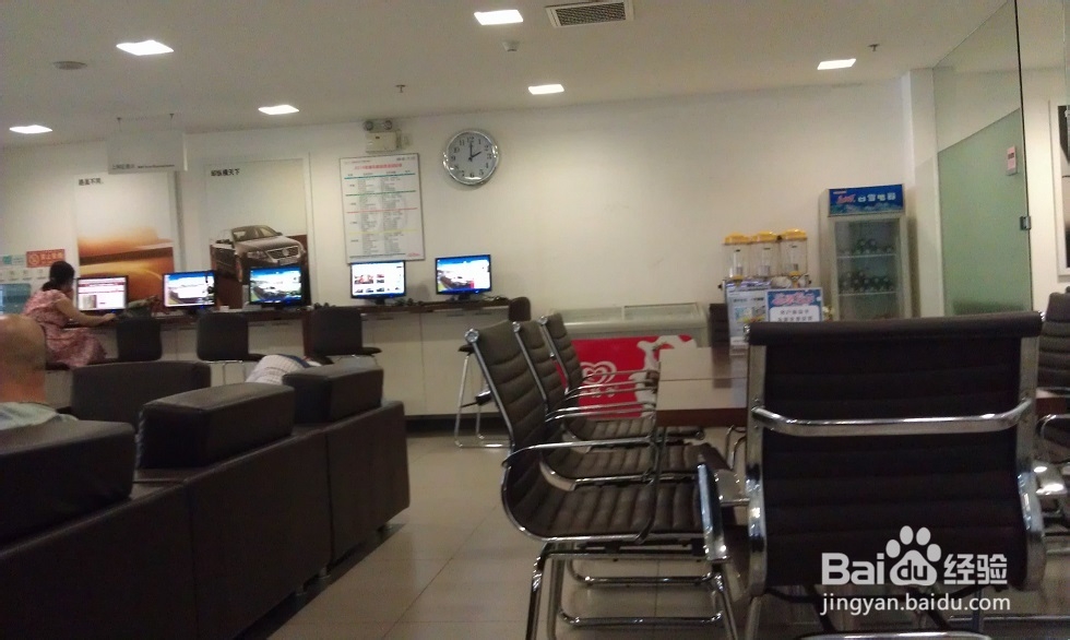 如何进行汽车首保 / 汽车首次保养 / 4S店预约
