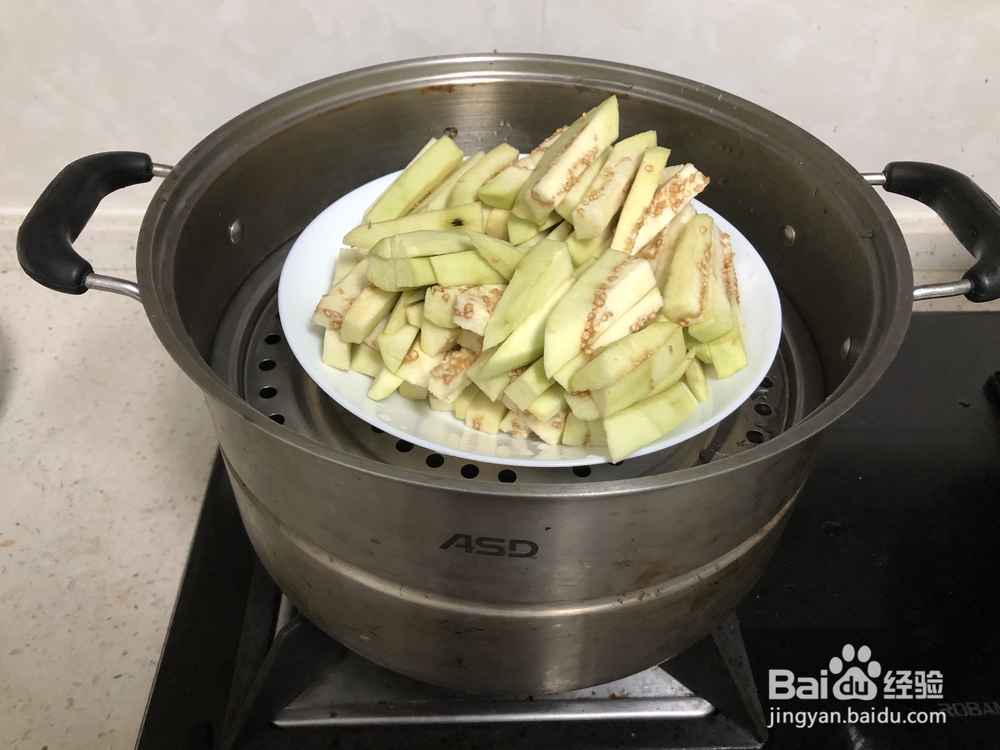就该这样做蒜蓉香菇蒸茄子