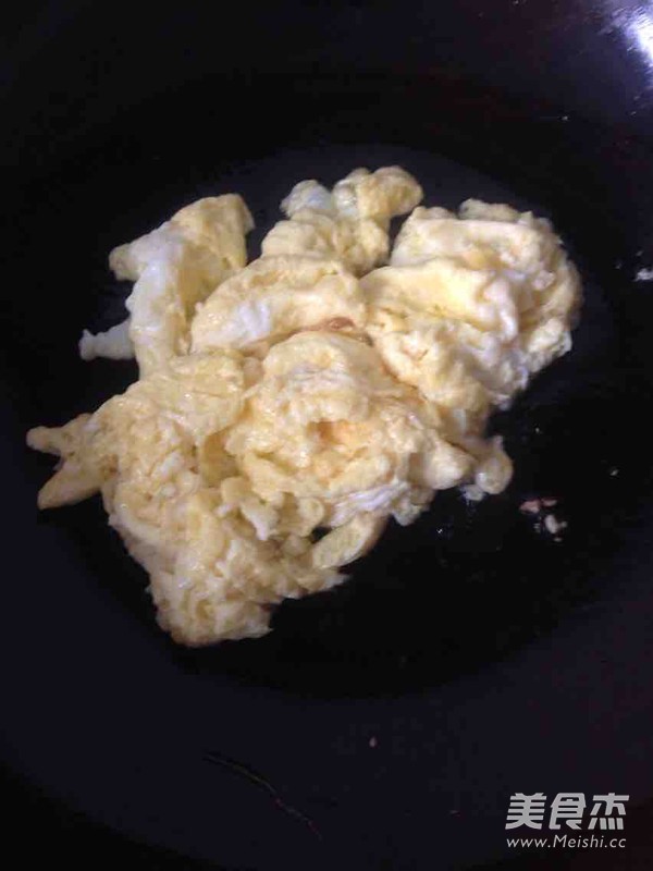 鸡蛋炒洋葱的做法