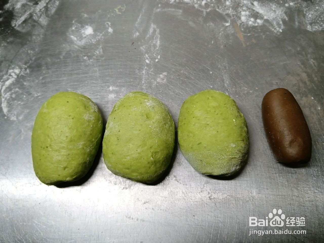 圣诞树椰蓉面包的做法