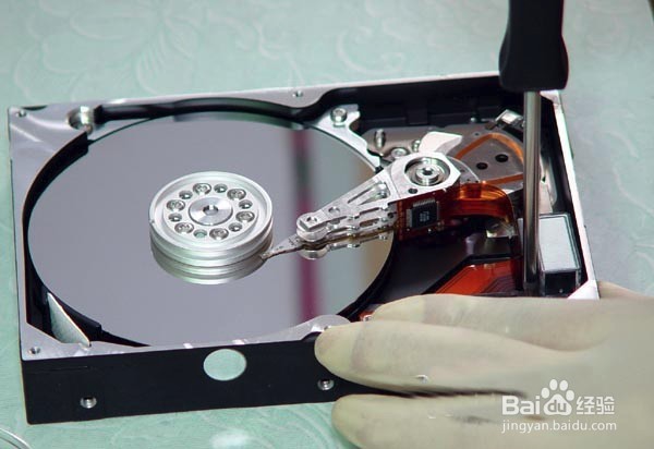 电脑硬盘有哪些性能指标呢？