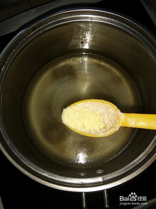 产妇营养早餐――乌鸡汤煮卷粉