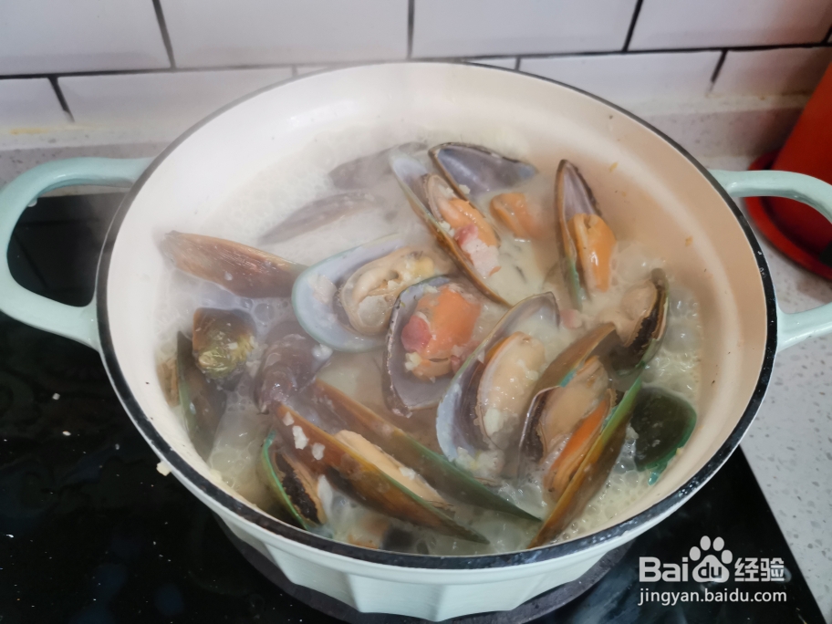 毫无压力做白葡萄酒奶油青口贝