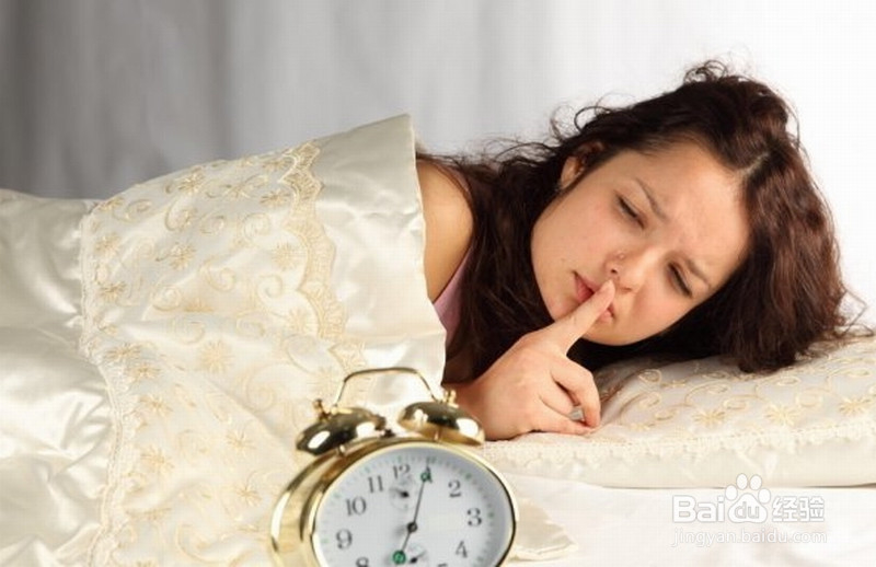 孩子不敢一个人睡觉怎么办?