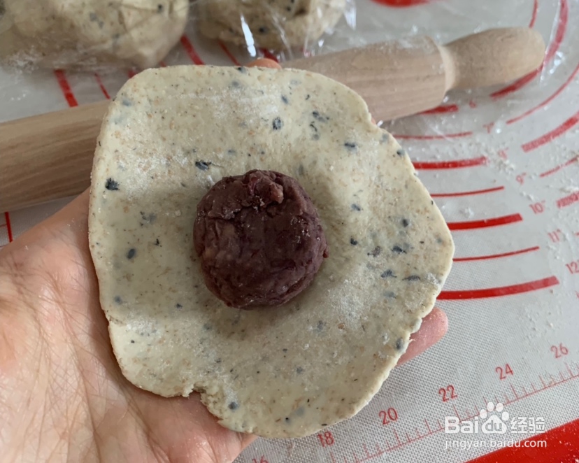 馋哭朋友的全麦玉米芝麻豆沙包