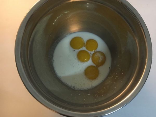 手绘玫瑰蛋糕卷