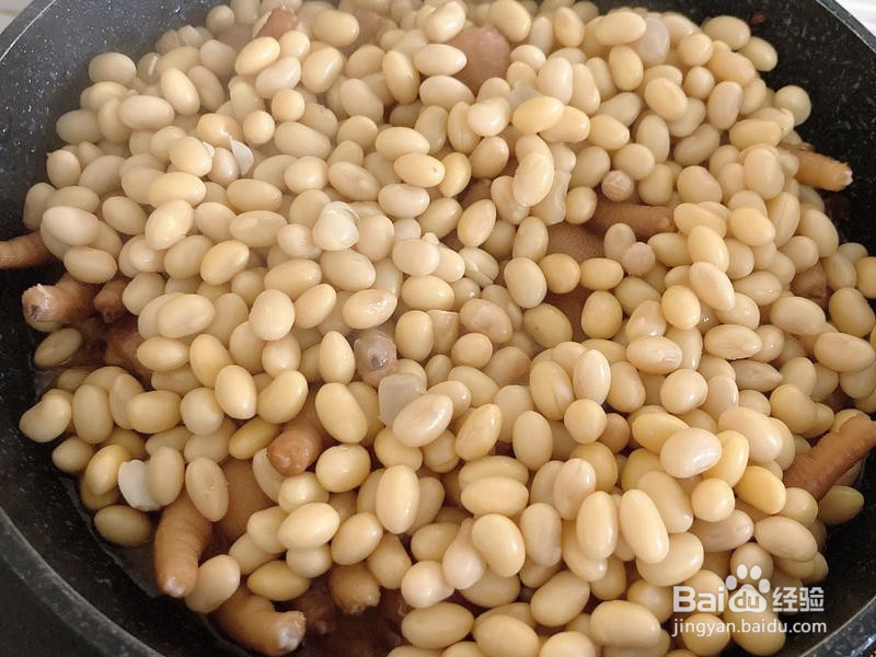 黄豆焖鸡爪的做法