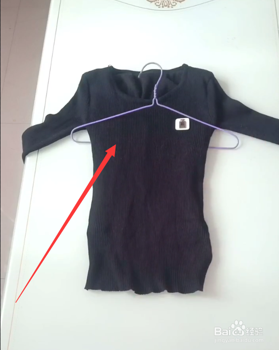 如何正确的悬挂毛衣呢？