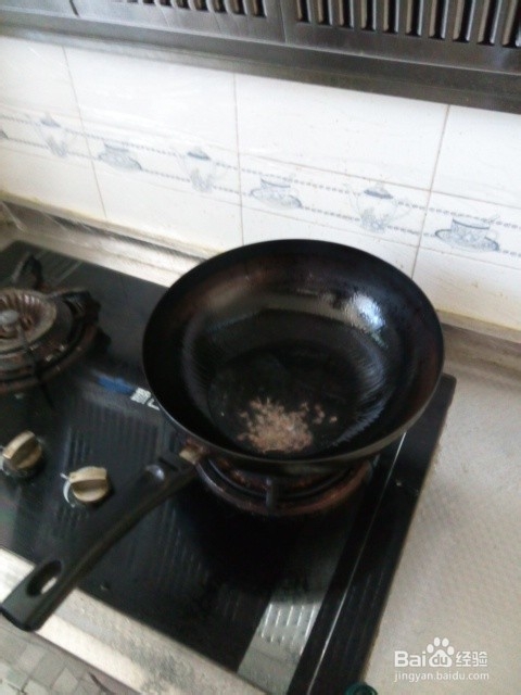 抓住家中的美食：[1]烹制西红柿羊排火锅