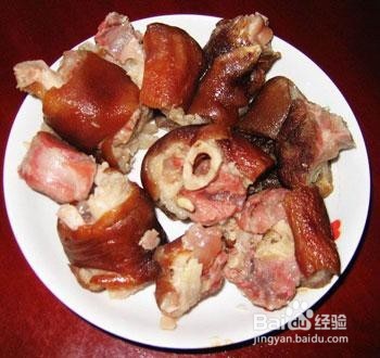 腊猪蹄的做法