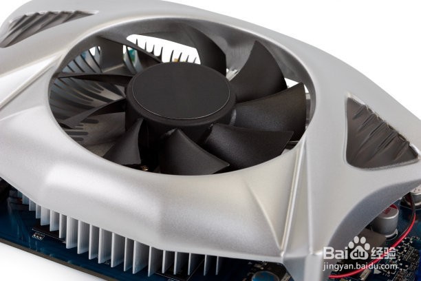 电脑开机白屏但是有鼠标