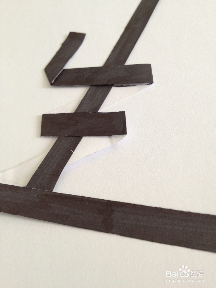 完全用纸条折出的“生日快乐”