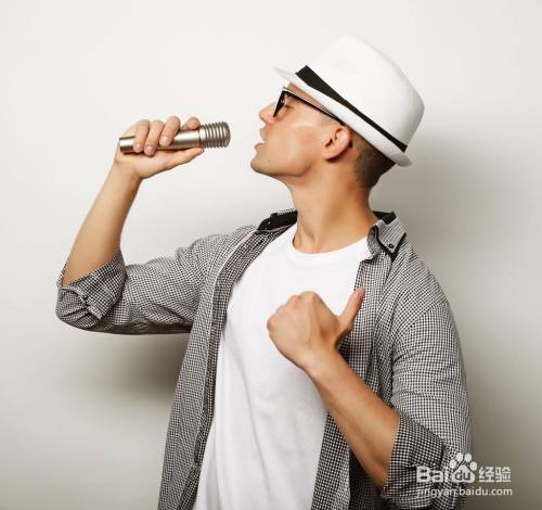 烟嗓子怎么练出来的