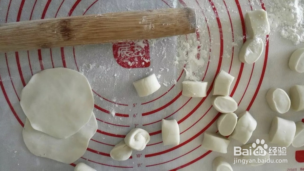 没那么讲究的彩色素水饺