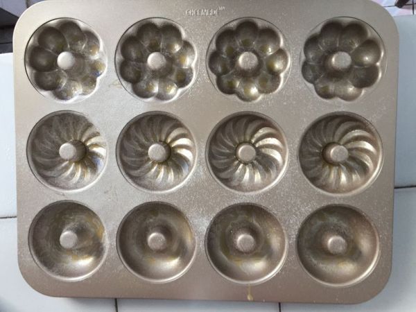 肉松甜甜圈蛋糕