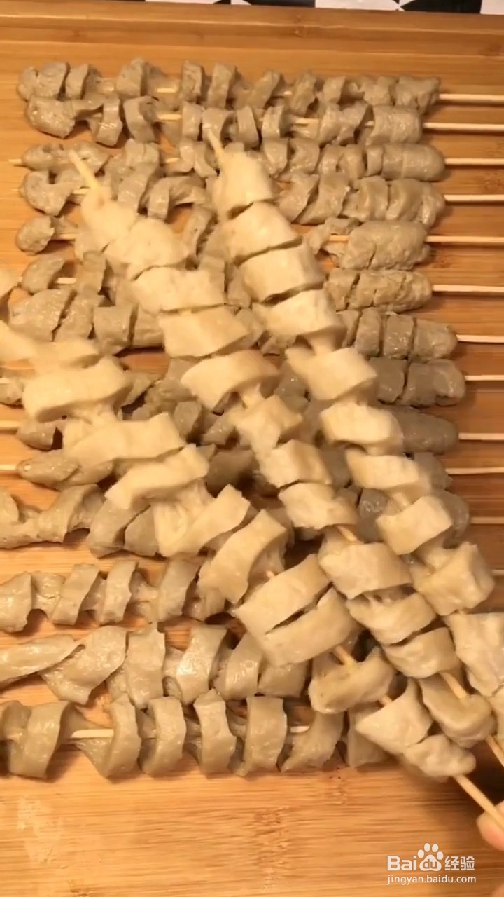 如何制作街边小吃烤面筋