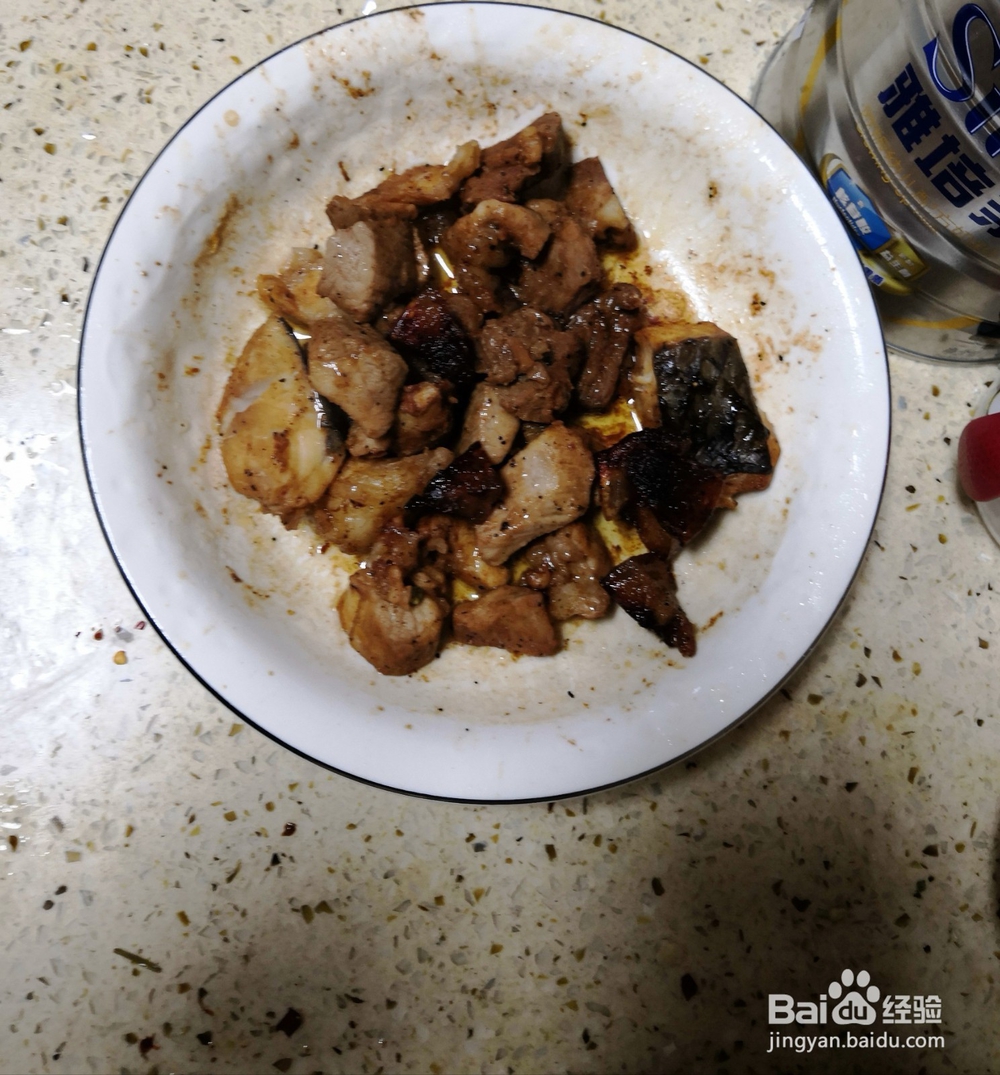 一顿乱烤的鱼、肉、翅根