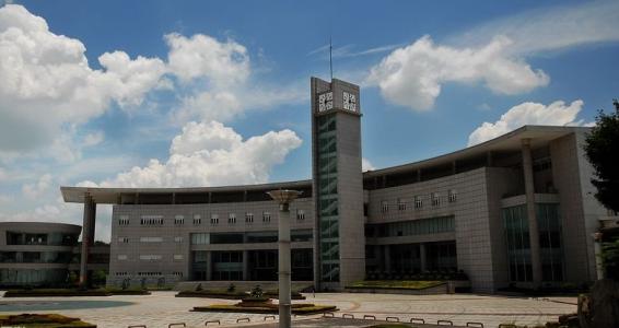 2019年湖北经济学院 专科分数线