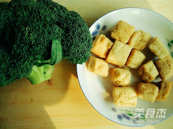 油豆腐烧西兰花