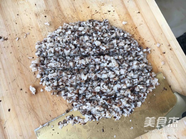 羊肉香菇蒸丸子