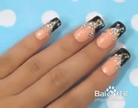 美甲之如何做法式水钻