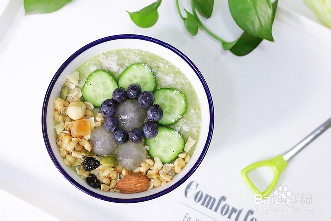 牛油果香蕉思慕雪的做法