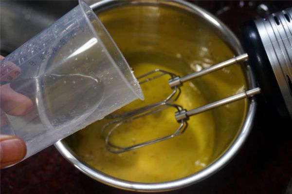 绿茶彩绘蛋糕卷