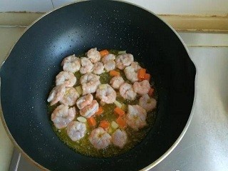 莴笋虾仁怎么做?