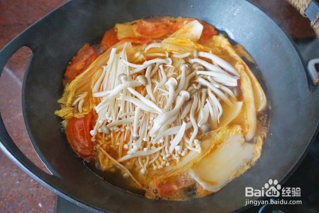 家庭自制肥牛西红柿火锅