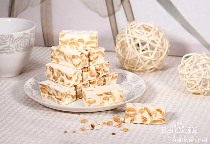 做面包、蛋糕、饼干需要什么食材呢?