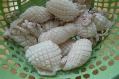 【炸酱面，花样做】酱爆鱿鱼面