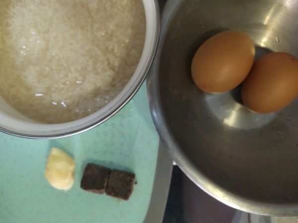 红糖醪糟蛋花汤