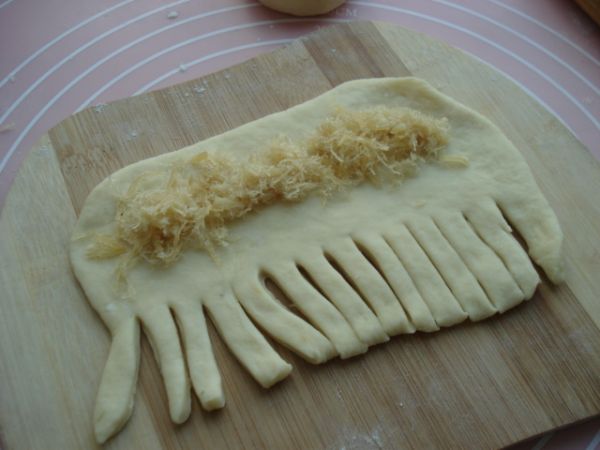 肉松毛毛虫面包