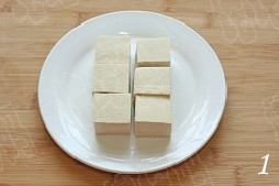 奶酪虾仁豆腐盒