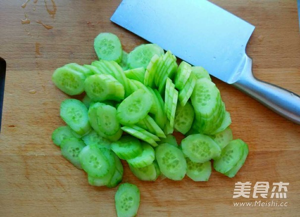 黄瓜炒肉的做法