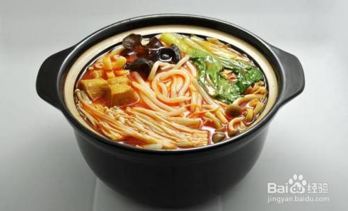 过桥米线的由来是什么？