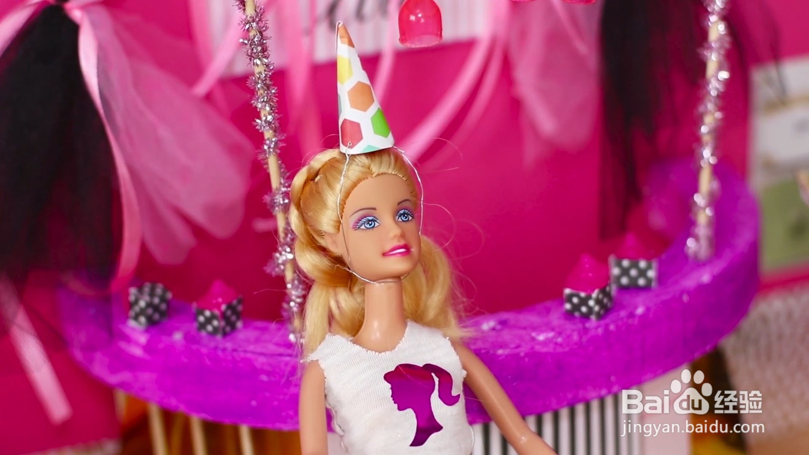 如何给芭比娃娃制作派对帽子