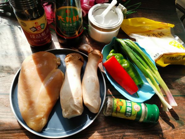 蚝油鸡胸肉杏鲍菇